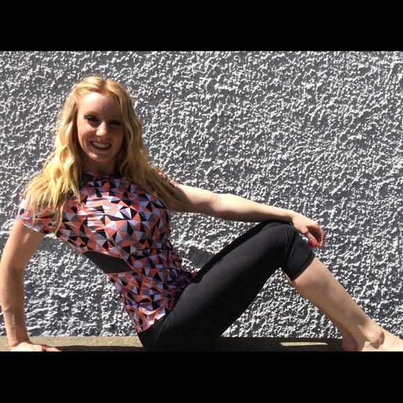 Karma Malia Tee - Picture 1 of 2